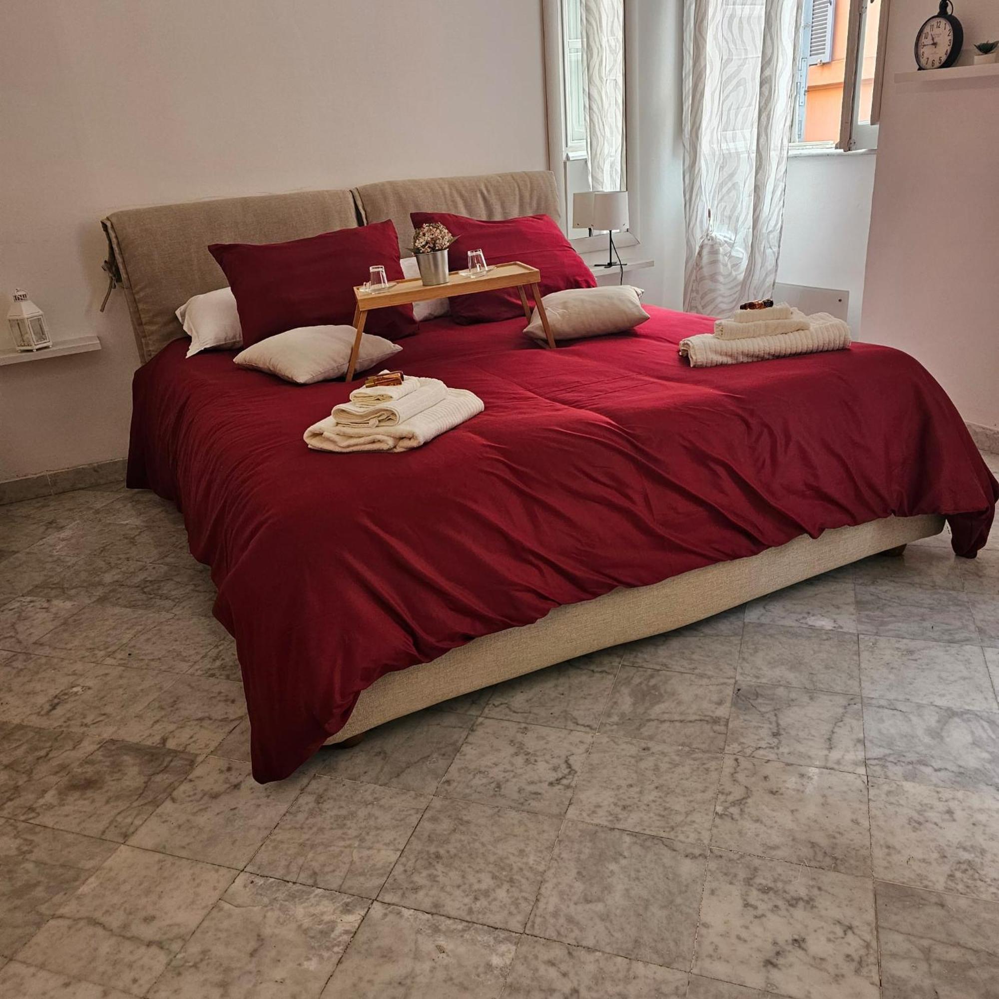 Apartmán Domus Ibernesi Řím Exteriér fotografie