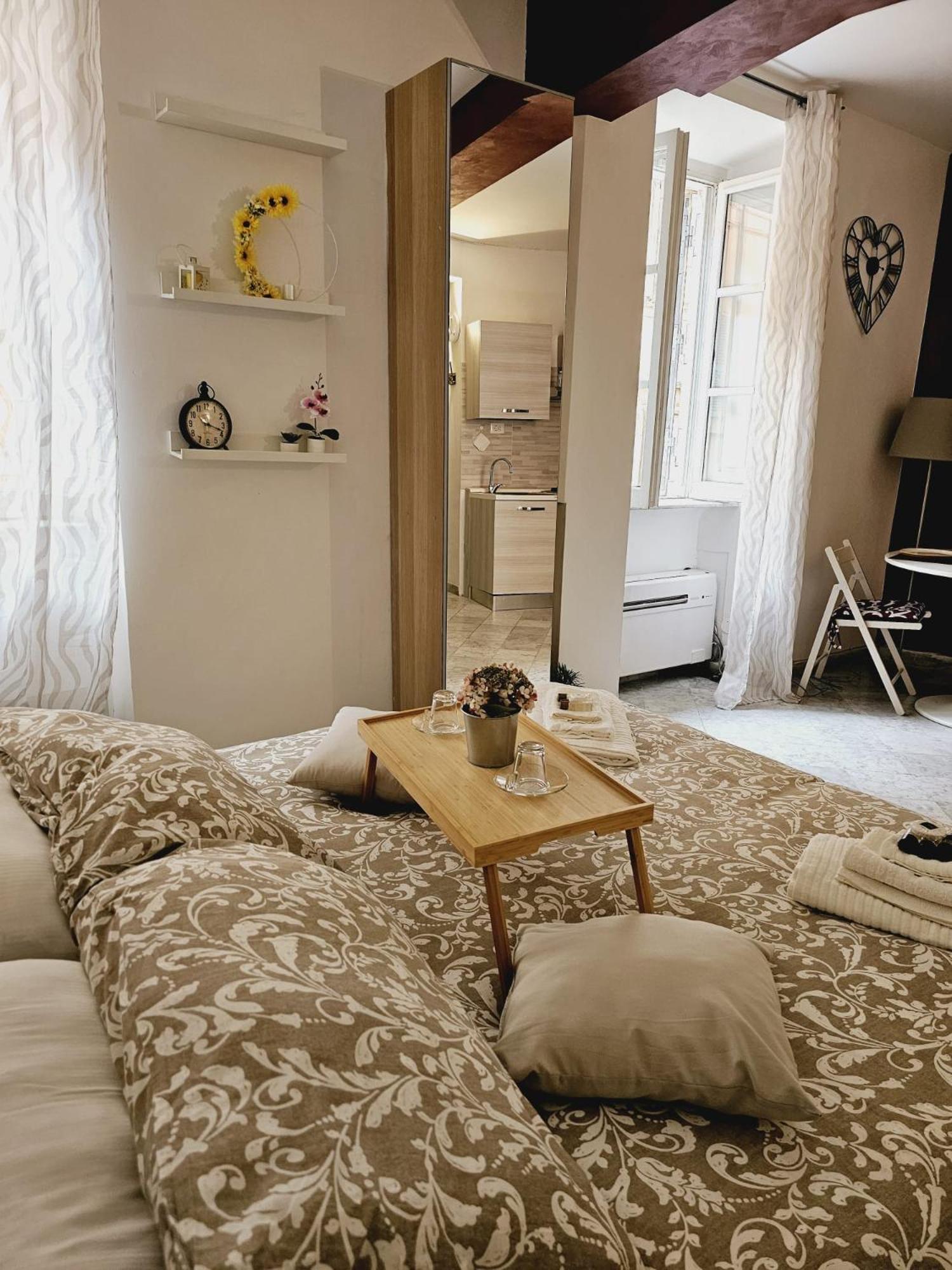 Apartmán Domus Ibernesi Řím Exteriér fotografie